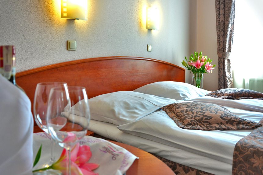 hotel guest room definition guide